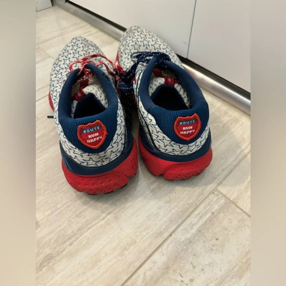 Brooks Adrenaline GTS 20 Run USA Stars 4th of July Women's Shoes - Sz 8.5 - Picture 3 of 5